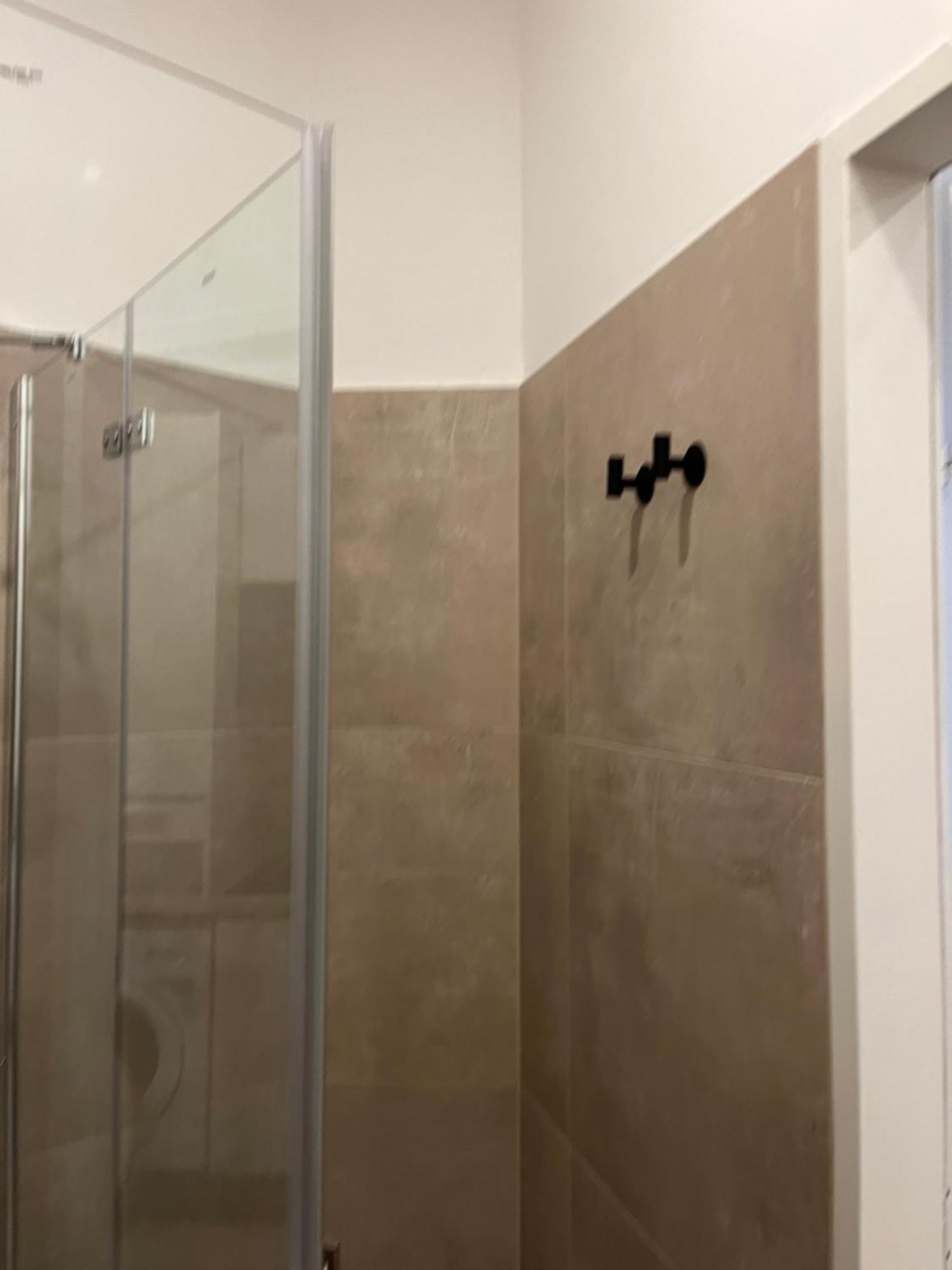 Apartment Schoenbrunn Near Metro Вена Экстерьер фото