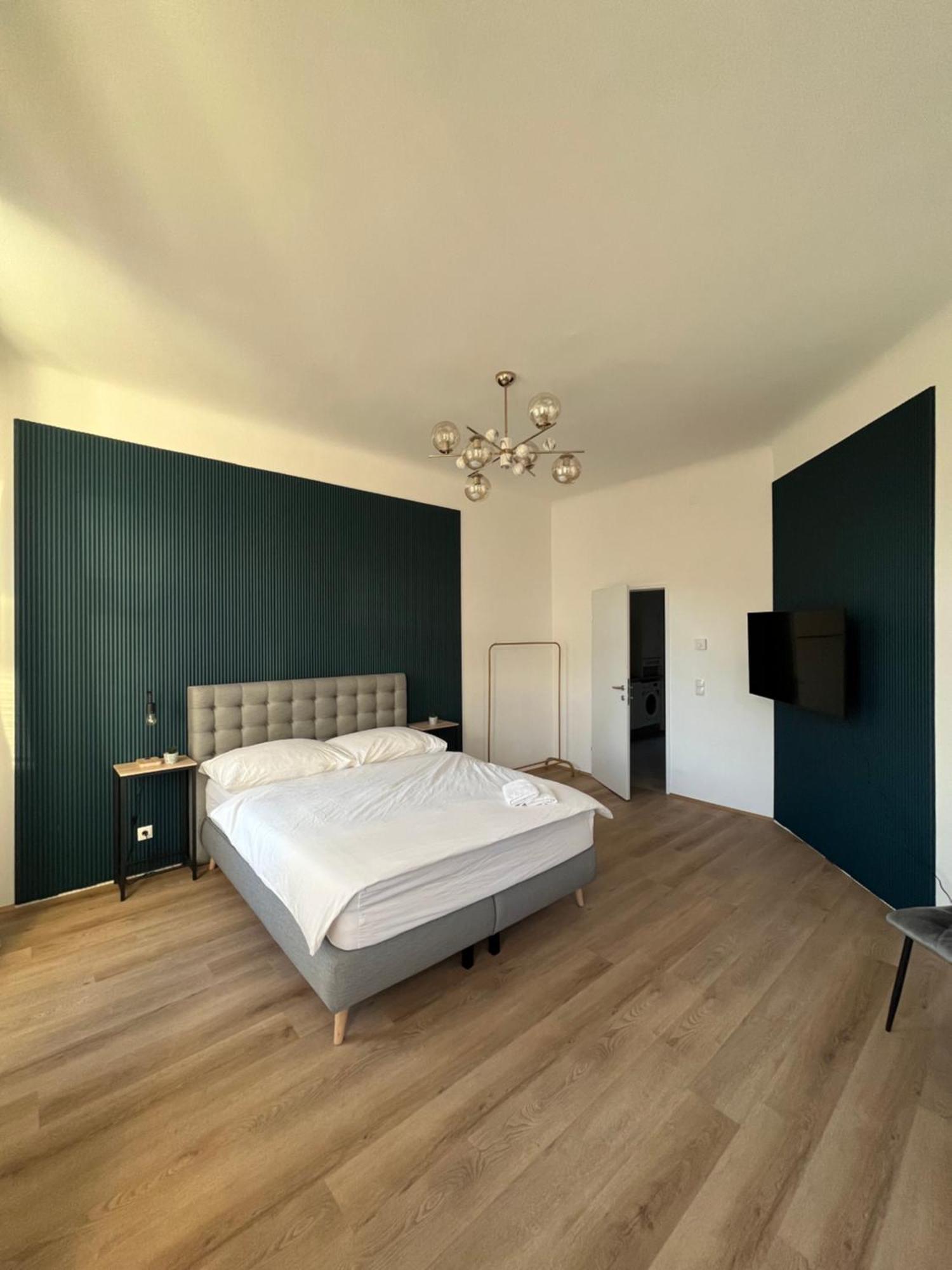 Apartment Schoenbrunn Near Metro Вена Экстерьер фото