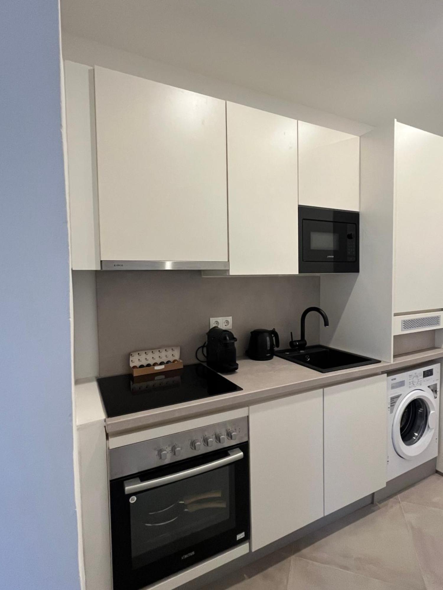 Apartment Schoenbrunn Near Metro Вена Экстерьер фото