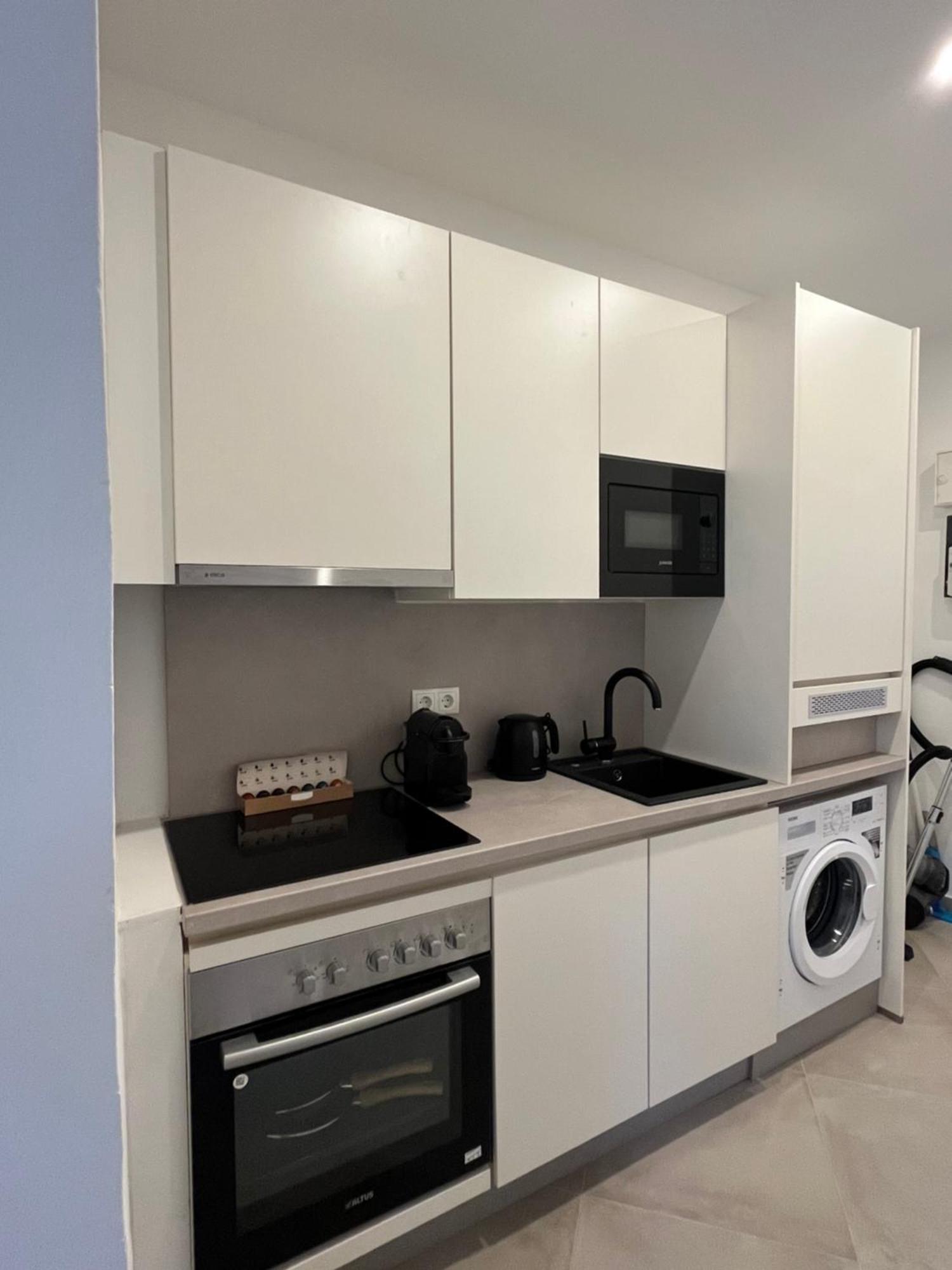 Apartment Schoenbrunn Near Metro Вена Экстерьер фото
